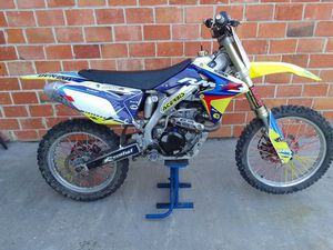 SUZUKI RMZ 450 LOBUDZICE