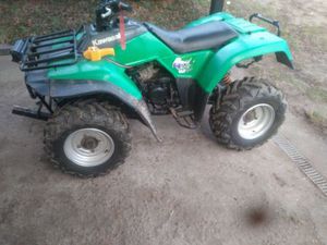 QUAD KAWASAKI KLF 300 4X4 SITNO