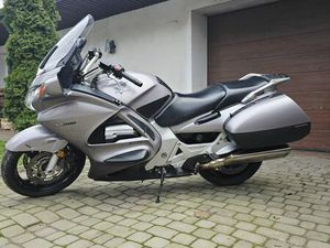 HONDA ST 1300 PAN EUROPEAN/ GRZANE MANETKI/ABS/ EL. SZYBA WLOCLAWEK