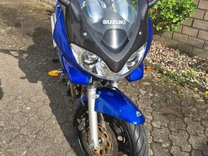 SUZUKI GSF 600 S, TÜV BIS 2027, REIFEN NEU, WERKSTATTGEPFLEGT