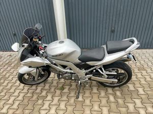 SUZUKI SV650S | BJ. 2003 | 35 KW | TÜV NEU