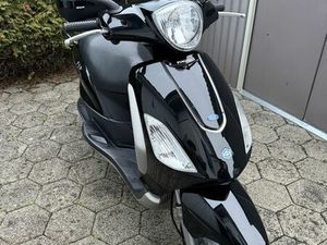 PIAGGIO FLY 125, TOP ZUSTAND, FRISCH AB SERVICE!