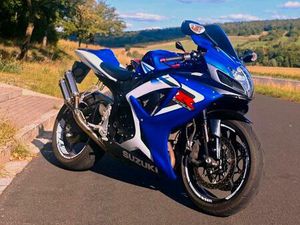 SUZUKI GSXR 750 K6
