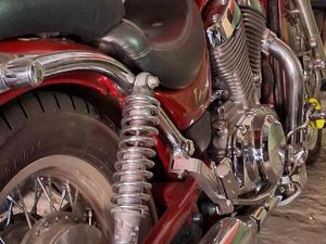 SUZUKI VS 800 INTRUDER. TAUSCH MÖGLICH