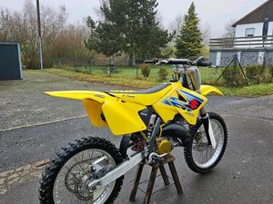 SUZUKI RM 125 FACTORY
