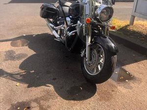 SUZUKI INTRUDER VLR 1800 CRUISER SCHWARZ
