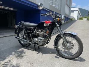 TRIUMPH TRIDENT T 150