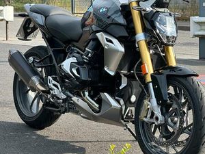 BMW R1250R - NEUWERTIG MIT ALLEN PAKETEN