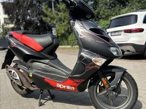 SUCHE APRILIA SR50 STREET ROLLER / MOFA SR 50 R