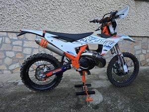 KTM 300 EXC SIX DAYS TBI →
