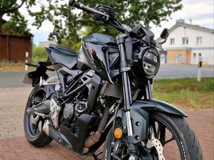 HONDA CB125R 2023 MIT FRISCHEM TÜV