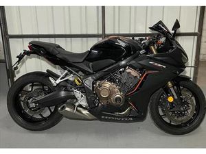 HONDA CBR 650R TÜV + INSP. NEU* TOP ZUSTAND (A2)