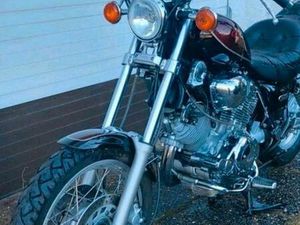 YAMAHA XV 750 VIRAGO