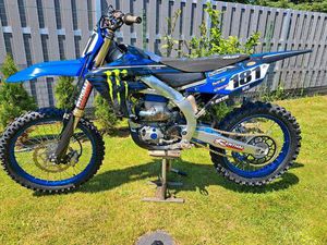 YZ450F YAMAHA