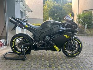 RN19 YAMAHA R1 RN 19 YAMAHA