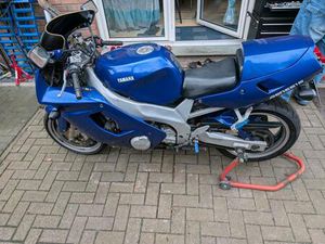 YAMAHA FZR600 4H TÜV 9.2027