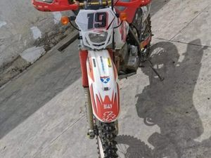 HONDA XR →