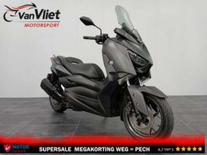 NETTE YAMAHA XMAX 300 MAT ZWART BJ 2019 — MOTOREN | YAMAHA — MARKTPLAATS