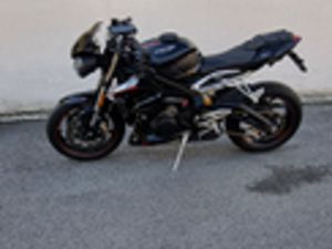 TRIUMPH STREET TRIPLE RS 2019