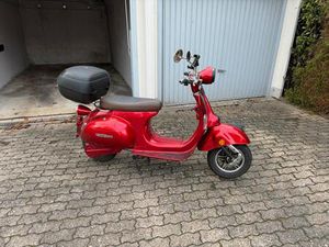 ELEKTRO-ROLLER FUTURA CLASSICO 50ER ROT MIT TOPCASE