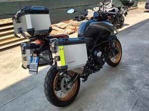 QJ MOTOR SRK 800 - 2024