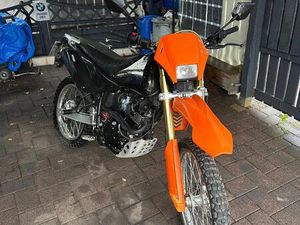 QINGKI KREIDLER 125 MOTOCROSS ENDURO MOTORRAD ORANGE