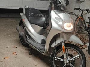 ② A KLASSE 2TAKT PEUGEOT LOOXOR