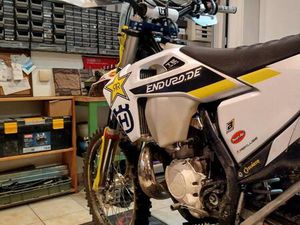 HUSQVARNA TE 300 I ROCKSTAR