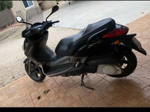 YAMAHA - X-MAX 250I