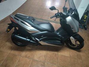 YAMAHA - XMAX 300