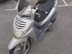 SCOOTER 125 SYM D'OCCASION, GRIS MÉTALLISÉ