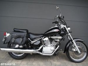 SUZUKI INTRUDER