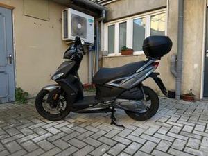 KYMCO AGILITY 125 + TUCANO URBANO