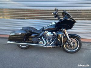 HARLEY DAVIDSON ROAD GLIDE 1690