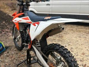 125 SX