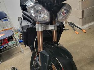 TRIUMPH SPEED TRIPLE