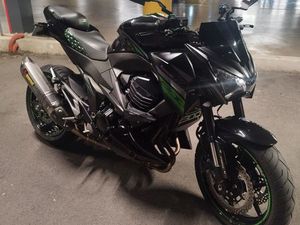 KAWASAKI Z800