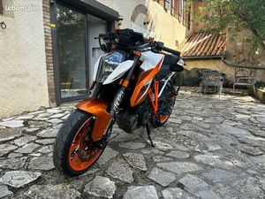 KTM 1290 SUPERDUKE SPÉCIAL ÉDITION