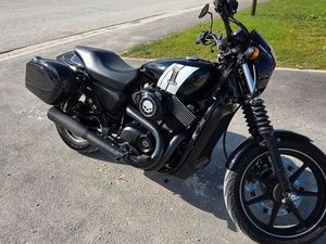 HARLEY DAVIDSON 750 STREET