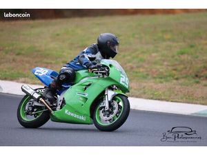 ZXR 400 KAWASAKI PISTE
