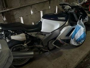 YAMAHA FZR EXUP 1000
