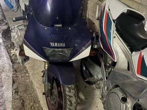 YAMAHA FZR EXUP 1000