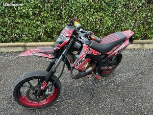 MOTO 50 CC. DERBI DRD XTREME