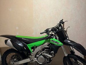 450 KXF