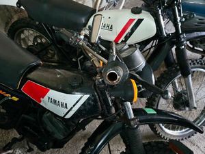 BRADE LOT 2 YAMAHA 125 DTMX