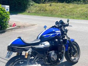 MOTO YAMAHA XJR 1300 SP