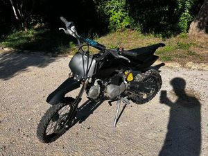 MOTO DORT YCF DE 2016