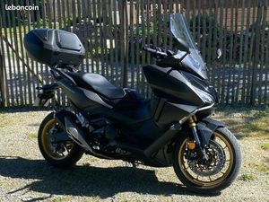 SCOOTER HONDA FORZA 750