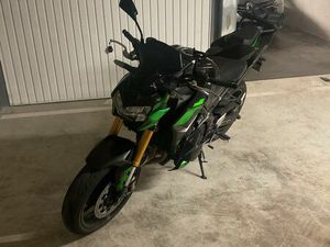 MOTO KAWASAKI Z900 SE PACK PERFORMANCE