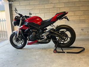 STREET TRIPLE 660S A2